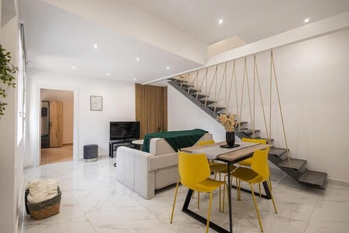 Καλώς ήρθατε στο Artemis House, στην καρδιά της Γαρίτσας Κέρκυρας!