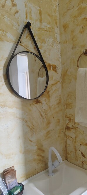 Bathroom - chalé da Cris  (Maceió)