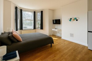 1 chambre, fer et planche à repasser, Wi-Fi