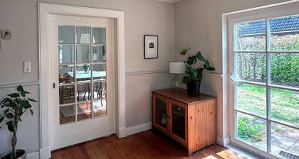 Gemütliches Cottage vor den Toren Hamburgs mit Garten und guter Anbindung