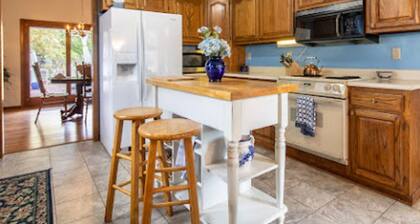 Sleeps 12! Main Level Primary Suite - Beautiful Backyard Oasis!