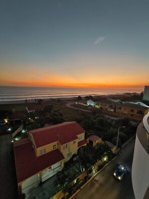 Unclassified image, 5 of 61, button - Hotel Midotel Seaview (Pointe-Noire)