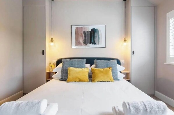 3 bedrooms, iron/ironing board, free WiFi - Helvellyn (Falmouth)