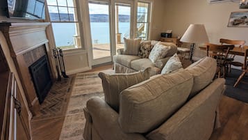 TV connectée, cheminée, imprimantes