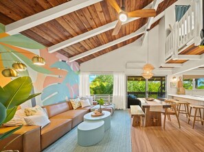 TV connectée, jeux vidéo, livres