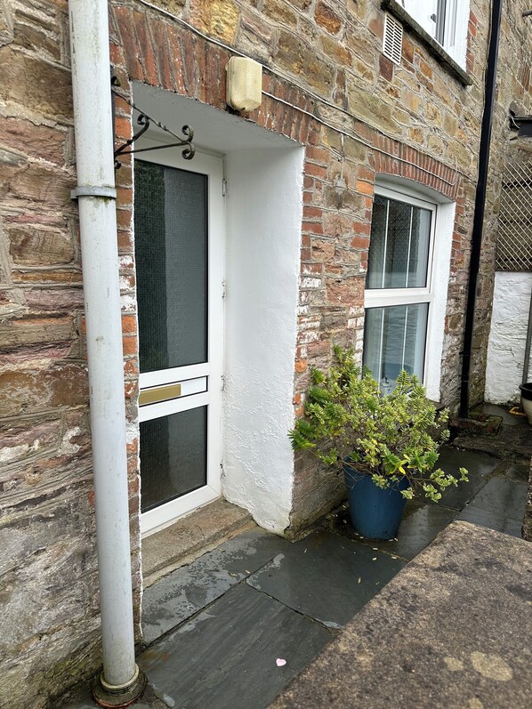 Front of property - The Lower Deck (Falmouth)