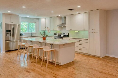 Charming 3-bedroom house with AC, WiFi in amazing Dallas