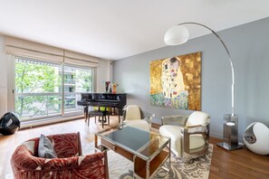 Smart-TV, kontorer og printere