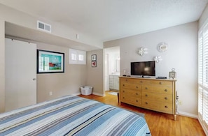 2 chambres, fer et planche à repasser, accès au Wi-Fi (inclus)