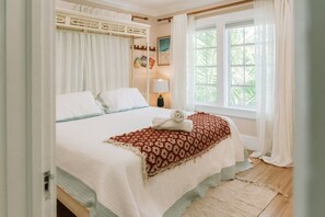 3 Schlafzimmer, Schreibtisch, Bügeleisen/Bügelbrett, kostenloses WLAN