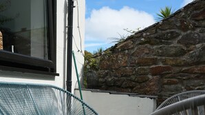 Uklassifisert bilde, 4 av 8, knapp