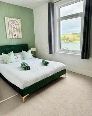 2 dormitorios, tabla de planchar con plancha, wifi gratis