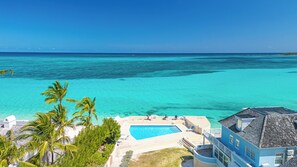 Pool - NEW: Oceanfront 5BR House sleep 13 - Pool, Cable Beach, Private Patio (Nassau)