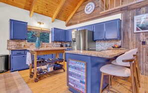 Microones, forn, placa de cuina i rentaplats 