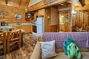 Studio | 1 bedroom - Secluded Sweetheart Escape (Sevierville)