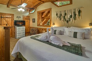 Studio | 1 bedroom - Secluded Sweetheart Escape (Sevierville)