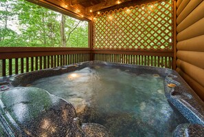 Studio | 1 bedroom - Secluded Sweetheart Escape (Sevierville)