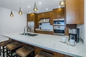 Fridge, microwave, coffee/tea maker, toaster