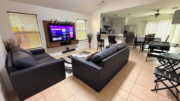 Smart TV y futbolito