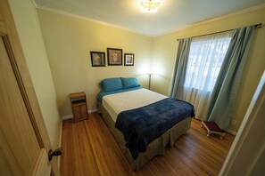 3 Schlafzimmer, Schreibtisch, WLAN, Bettwäsche