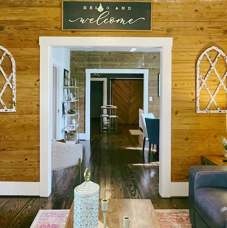 Living area. The Baum Suite: Charming 1950s Gem in Schulenburg ~New Owner~