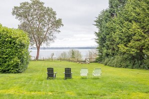 Property grounds - Beach Cottage w/ Water Access (Port Ludlow)