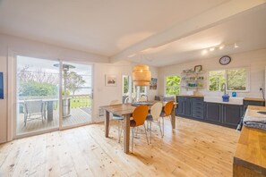 Dining - Beach Cottage w/ Water Access (Port Ludlow)