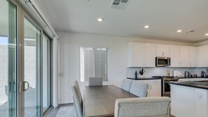 Unclassified image, 5 of 45, button - Discover Luxury Living in Summerlin West-Charming 3-Bed, Home in Las Vegas (Las Vegas)