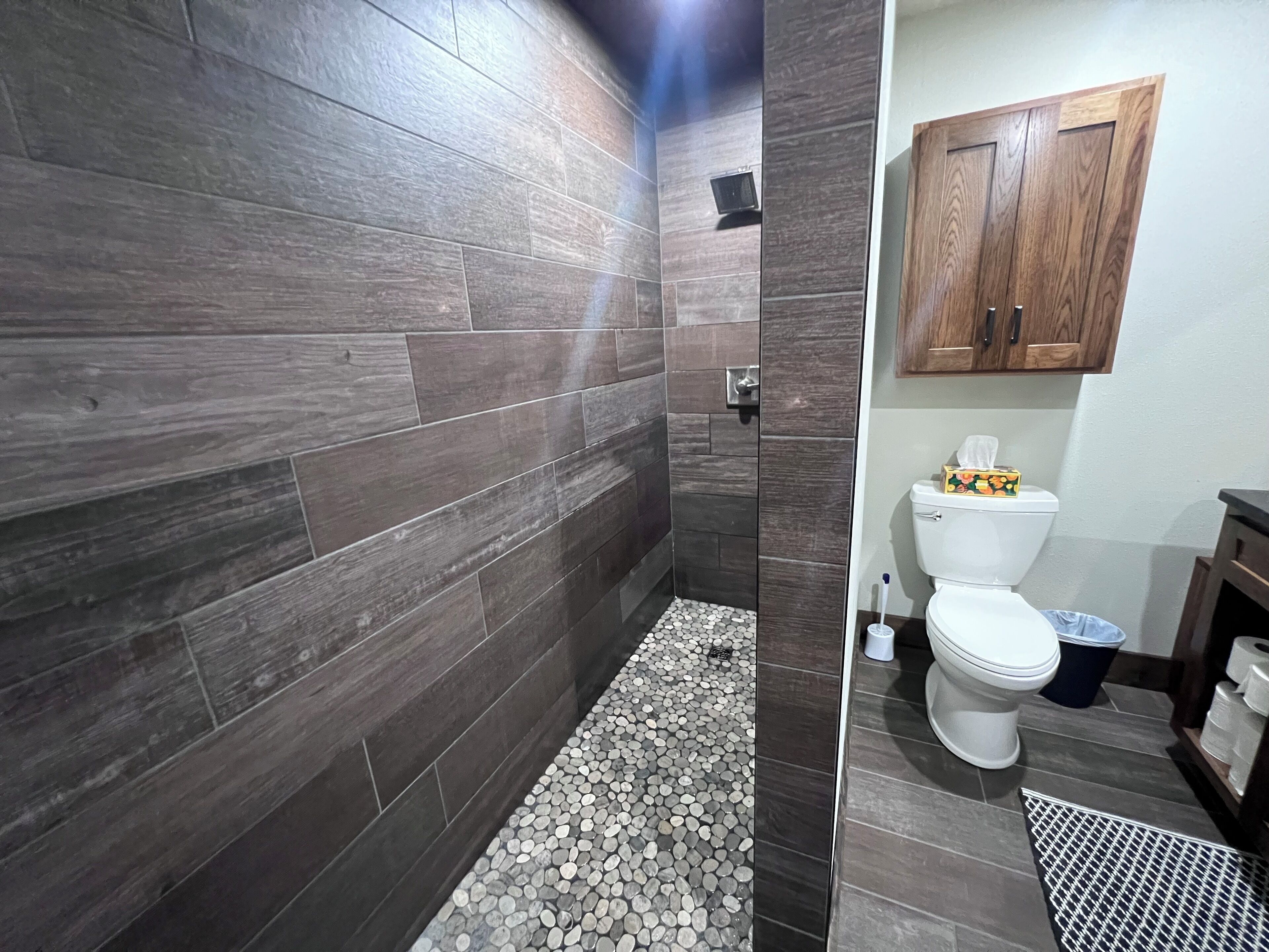 Shower, towels, soap, shampoo