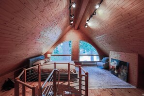 7 dormitoris, escriptori, planxa i posts de planxar i wifi 