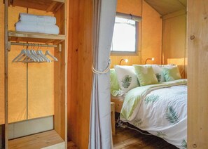 2 bedrooms