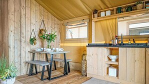 Unclassified image, 4 of 22, button - Sea View 2 Bed Hot Tub Safari Tent - Kestrel (Lynton)