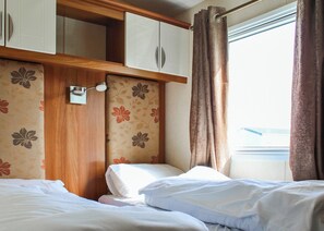 3 bedrooms - 3 bedroom accommodation in New Romney (New Romney)
