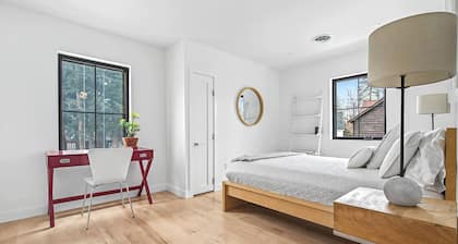 Exquisite Modern Luxury Carriage House Built in 2025 - One Block from Track