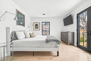 3 chambres, fer et planche à repasser, Wi-Fi gratuit, draps fournis