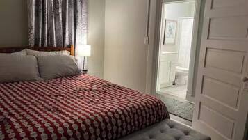 2 dormitorios, tabla de planchar con plancha, wifi gratis y ropa de cama