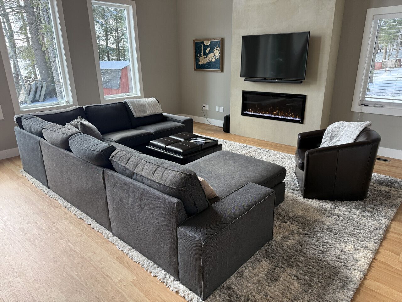 Télévision, cheminée