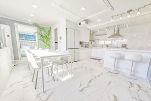 Dining - HTB Tailored Service Home & Garden near Seoul Station (SEOUL)