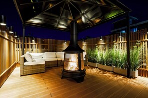 Terrace/patio - HTB Tailored Service Home & Garden near Seoul Station (SEOUL)