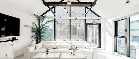 Smart-TV, Arbeitsbereiche, Computerbildschirme, Drucker