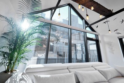 B9 Tailored Service Home near Hongik University Station