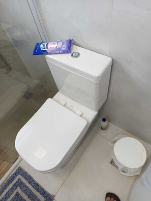 Savon, papier toilette