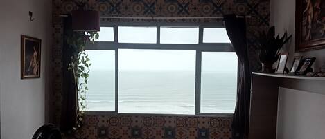 1 多间卧室、WiFi