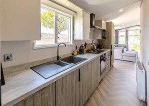 Fridge, oven, stovetop, toaster