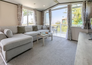 TV - Sea View 2 Bed Holiday Caravan - Brendon (Lynton)