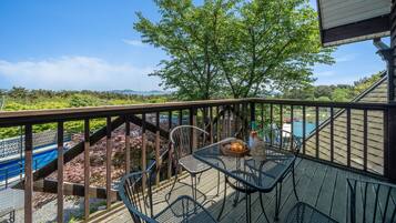 Basic Room, 1 Bedroom (Lavender) | 1 bedroom, free WiFi