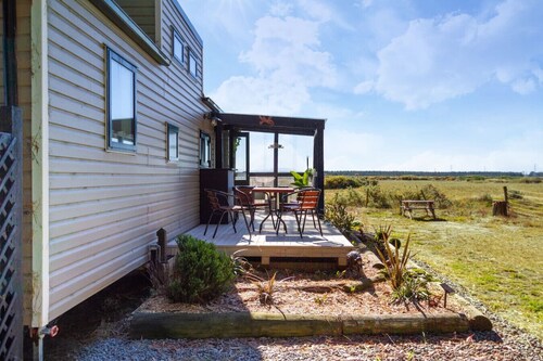Cosy Tiny Home – Peaceful Paddock Stay