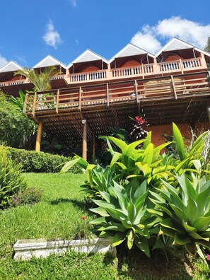 Front of property - Pousada Pinhalense (Santo Antonio do Pinhal)