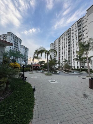 Property grounds - Top Apartment (Recreio dos Bandeirantes Rio de Janeiro)