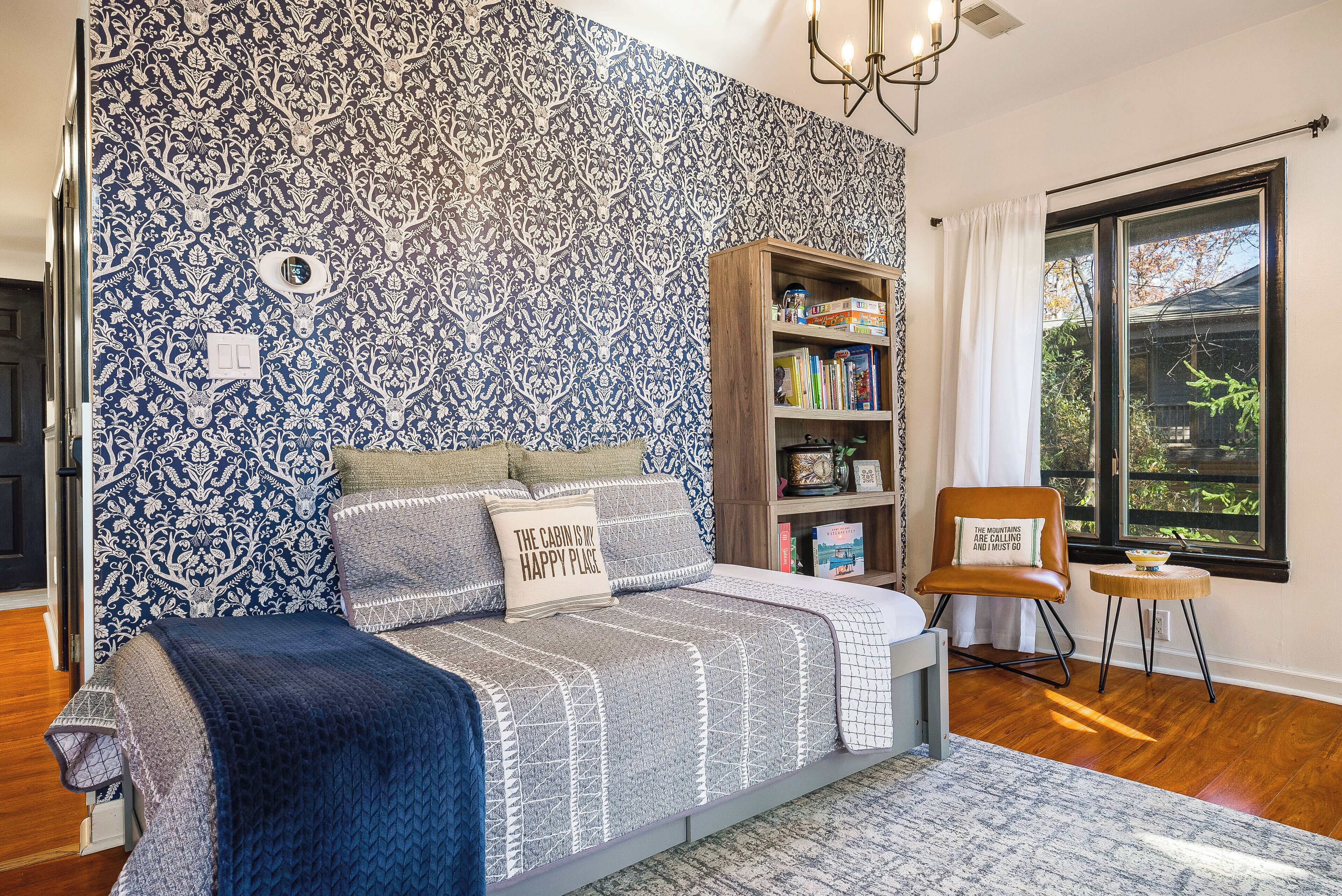 3 bedrooms, desk, iron/ironing board, free WiFi